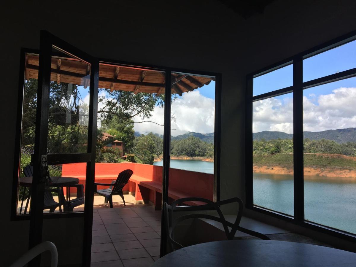 Ecolodge Bahia Del Penon Guatapé Buitenkant foto