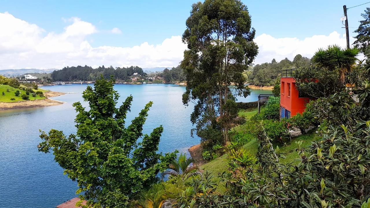 Ecolodge Bahia Del Penon Guatapé Buitenkant foto