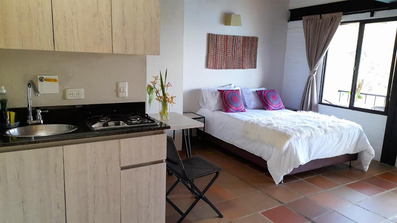 Ecolodge Bahia Del Penon Guatapé Buitenkant foto