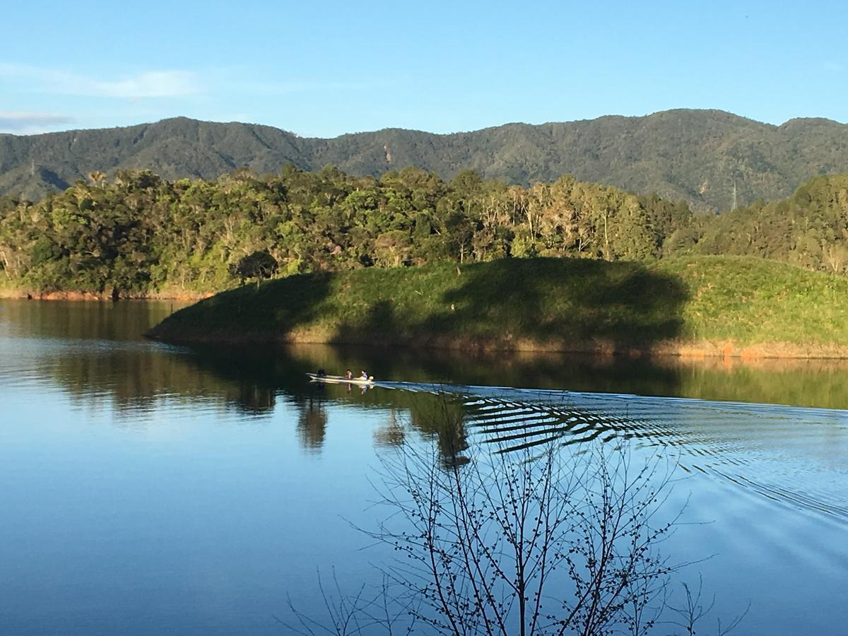 Ecolodge Bahia Del Penon Guatapé Buitenkant foto