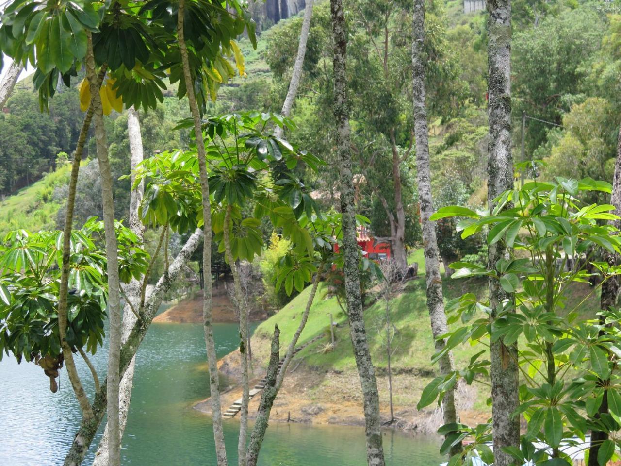 Ecolodge Bahia Del Penon Guatapé Buitenkant foto